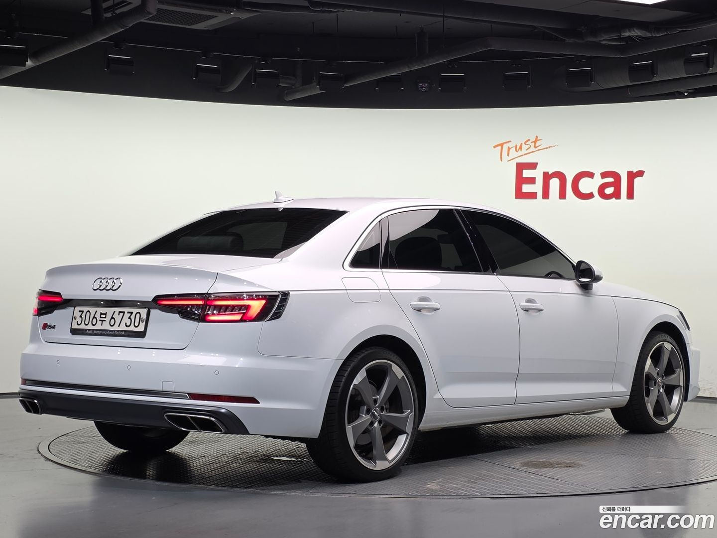 Audi A4 40 TFSI Premium