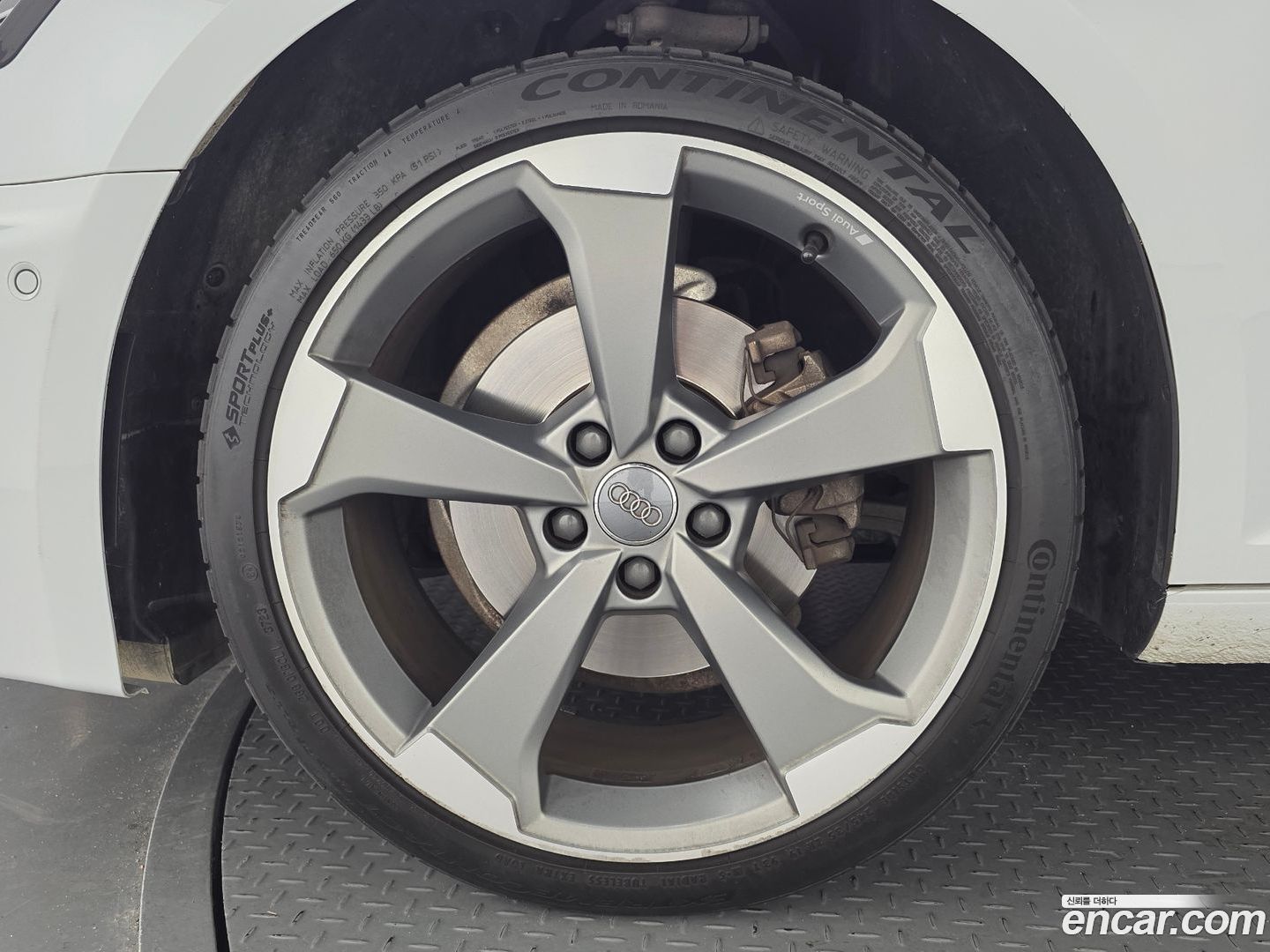 Audi A4 40 TFSI Premium