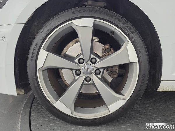 Audi A4 40 TFSI Premium
