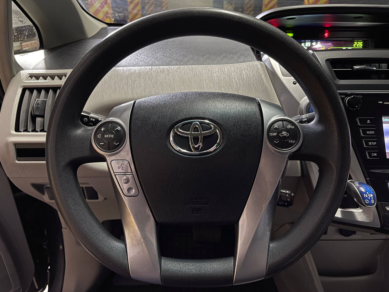 Toyota Prius v