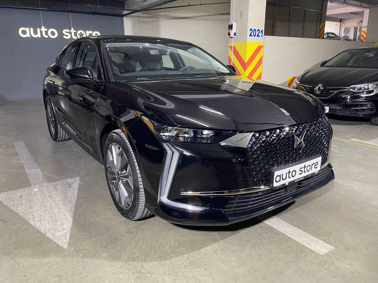 DS 4