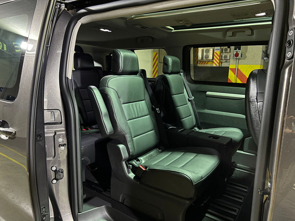 PEUGEOT Traveller