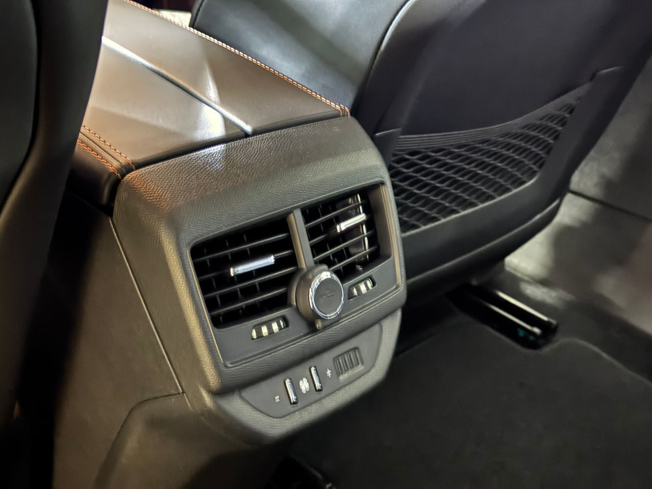 Peugeot 5008 2023 г.