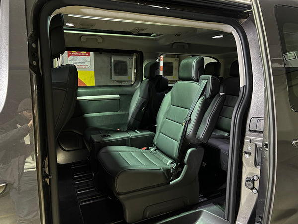 PEUGEOT Traveller
