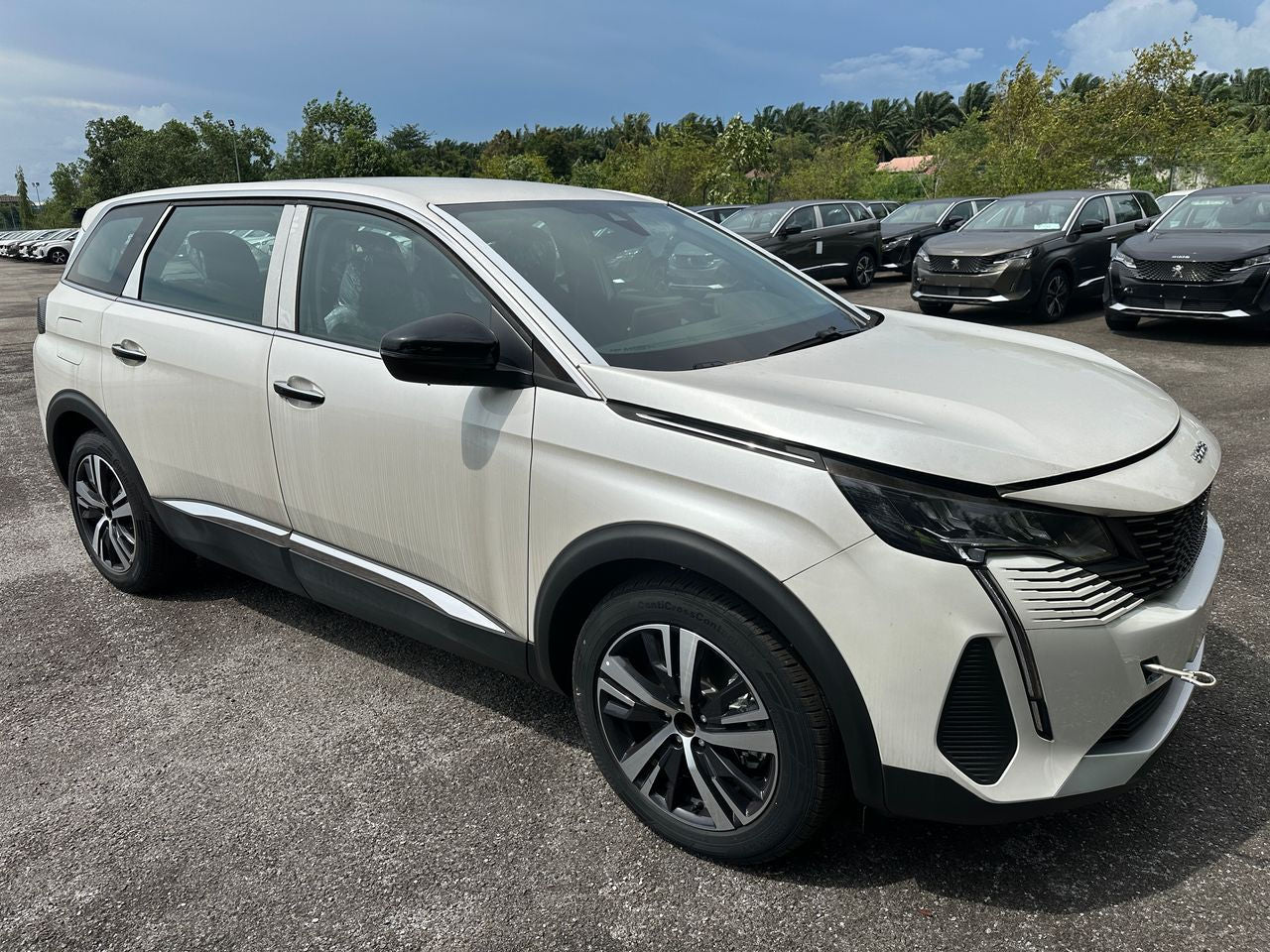 Peugeot 5008