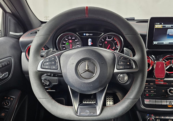 Mercedes GLA45 AMG 4MATIC