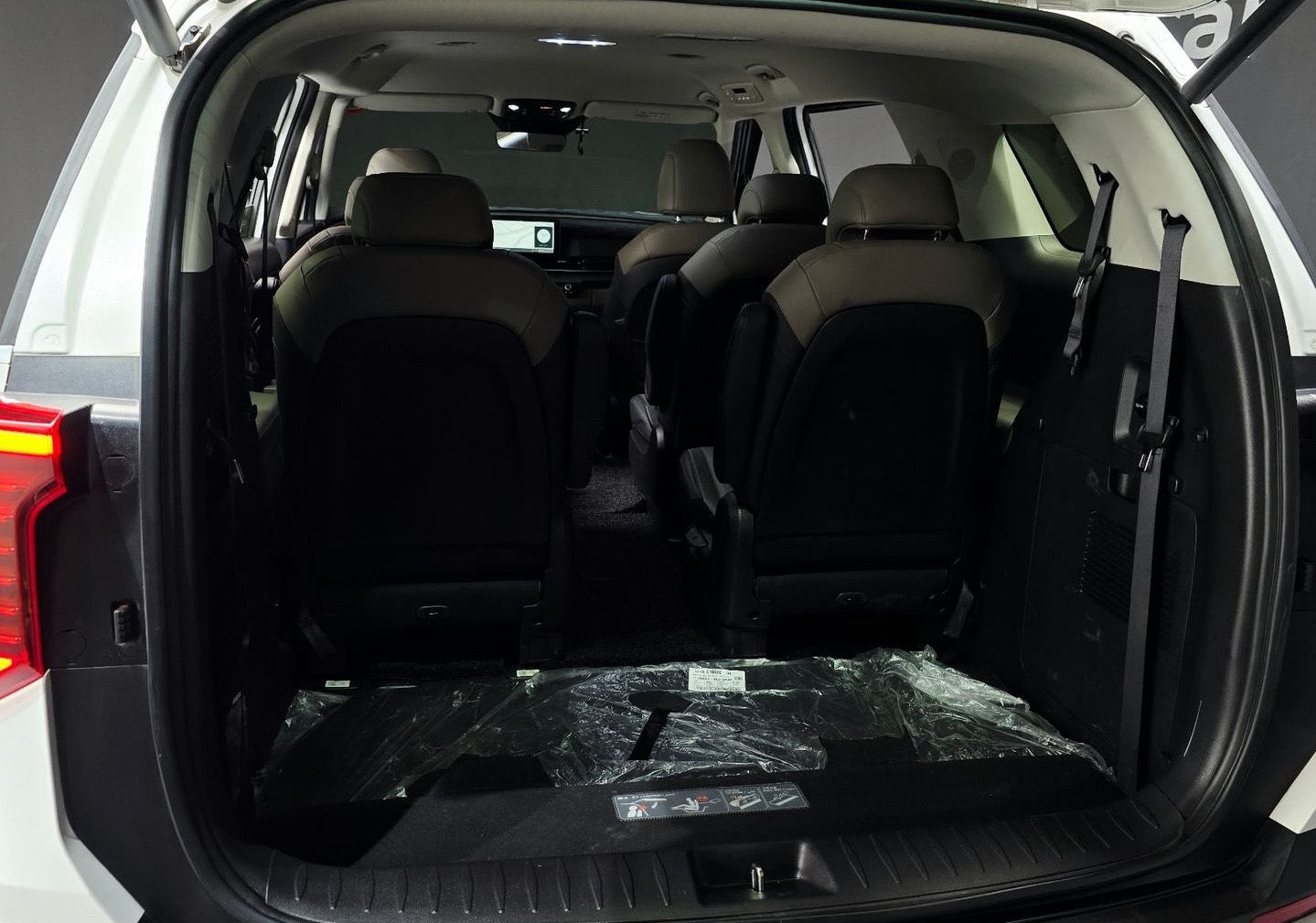 KIA Carnival Diesel 9-Seater Prestige