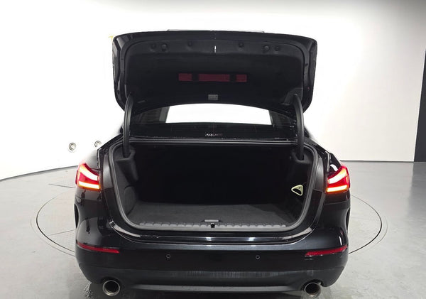 BMW 218d Advantage