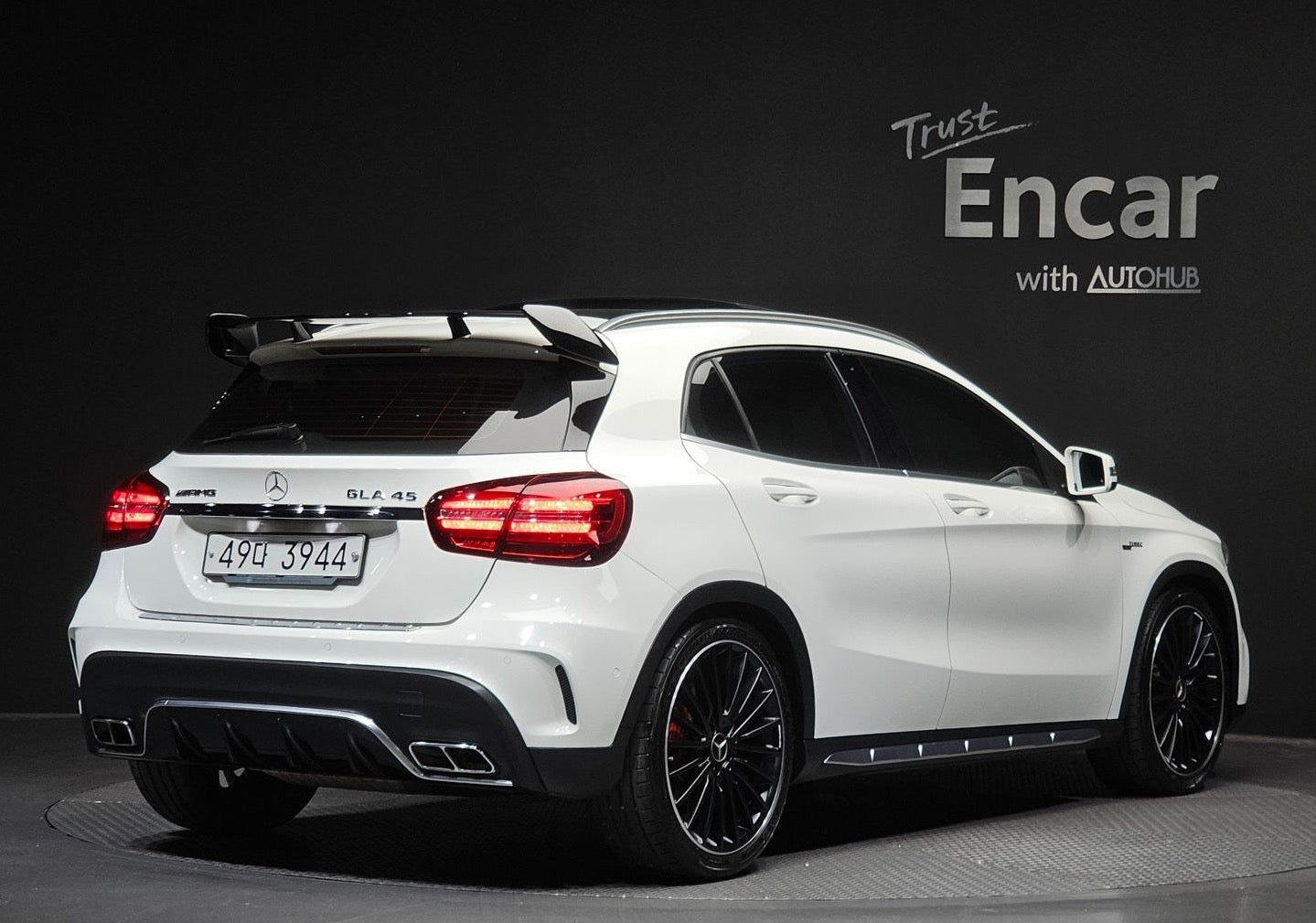 Mercedes GLA45 AMG 4MATIC