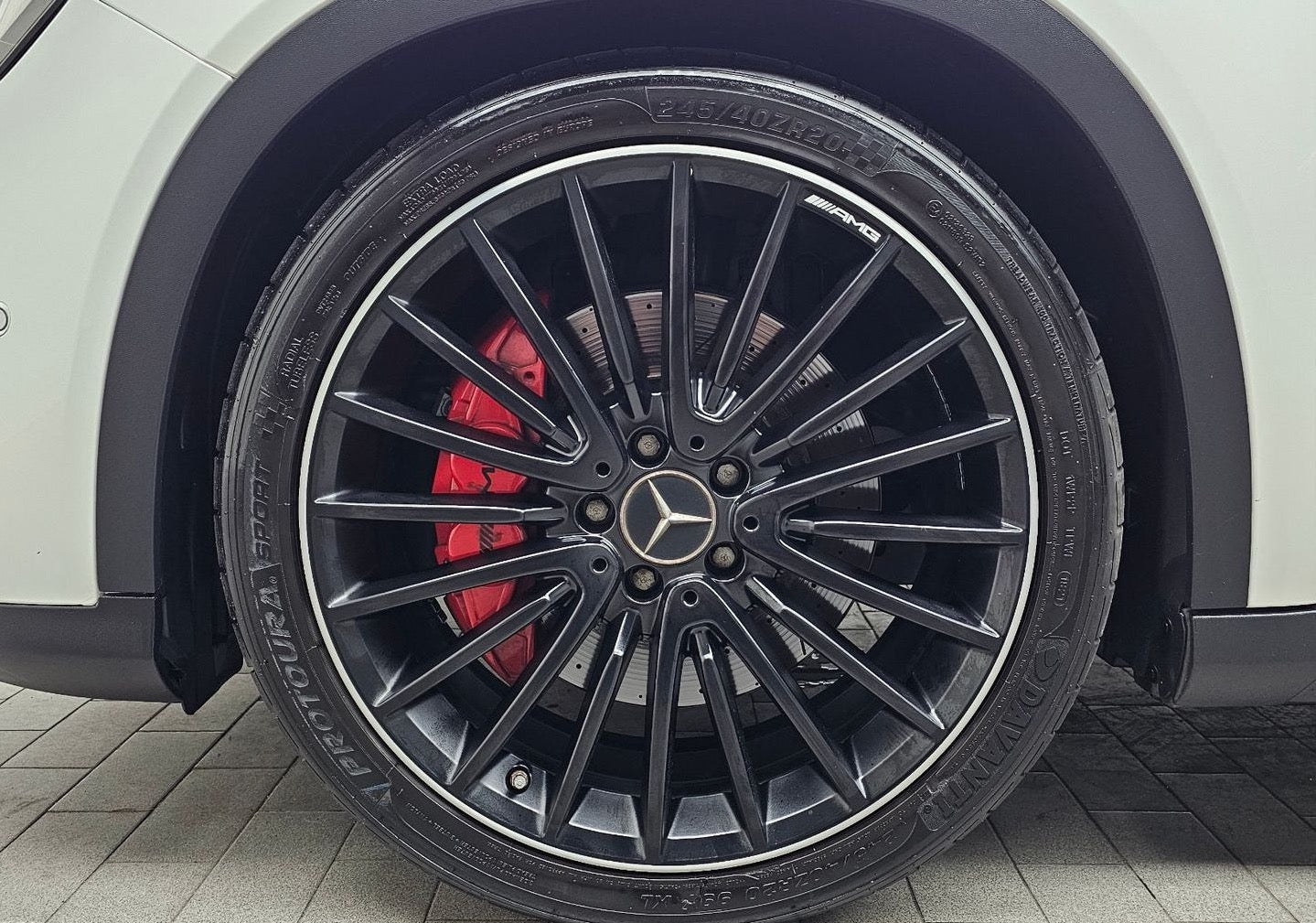 Mercedes GLA45 AMG 4MATIC