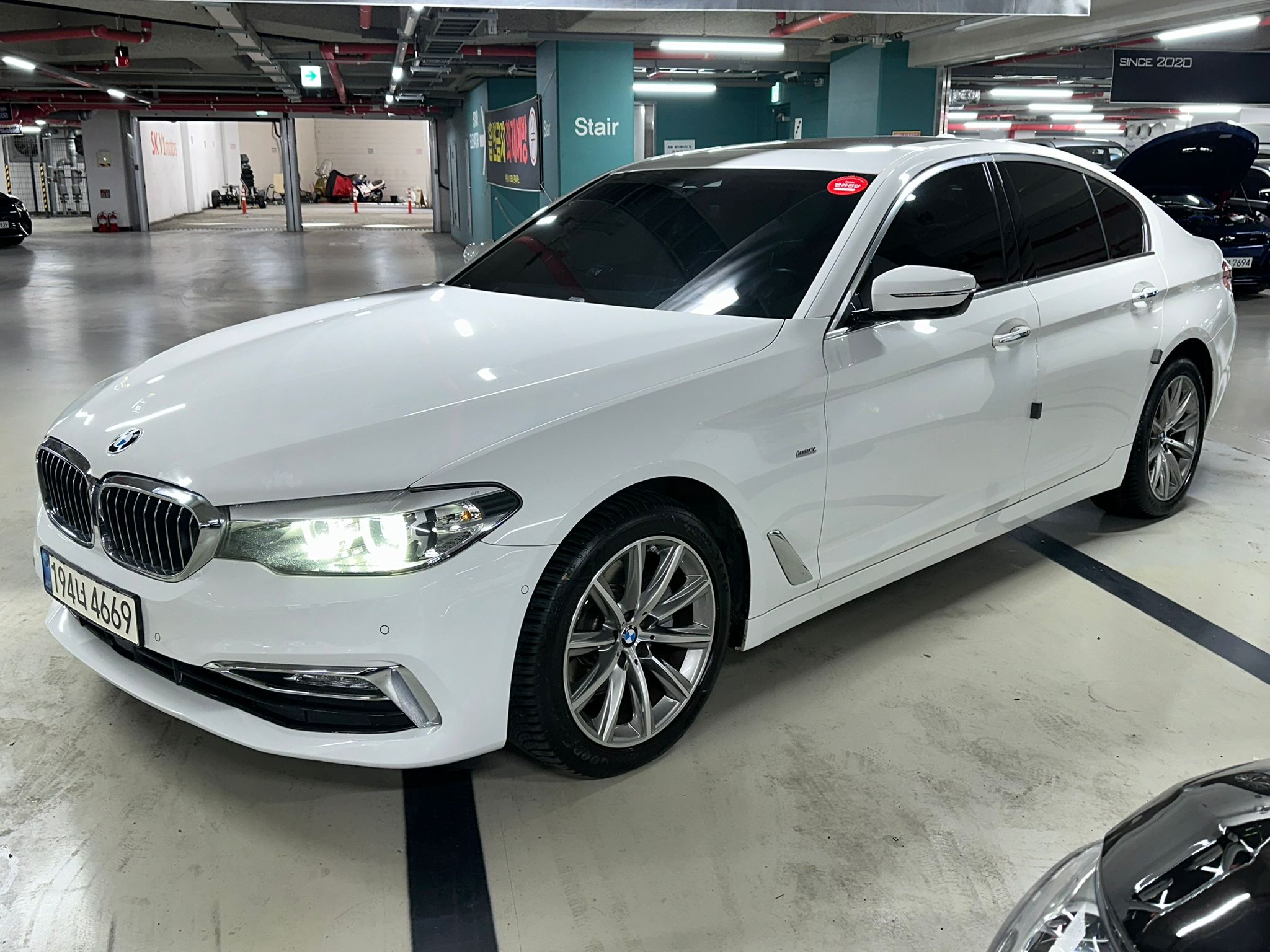 BMW 5SERIES