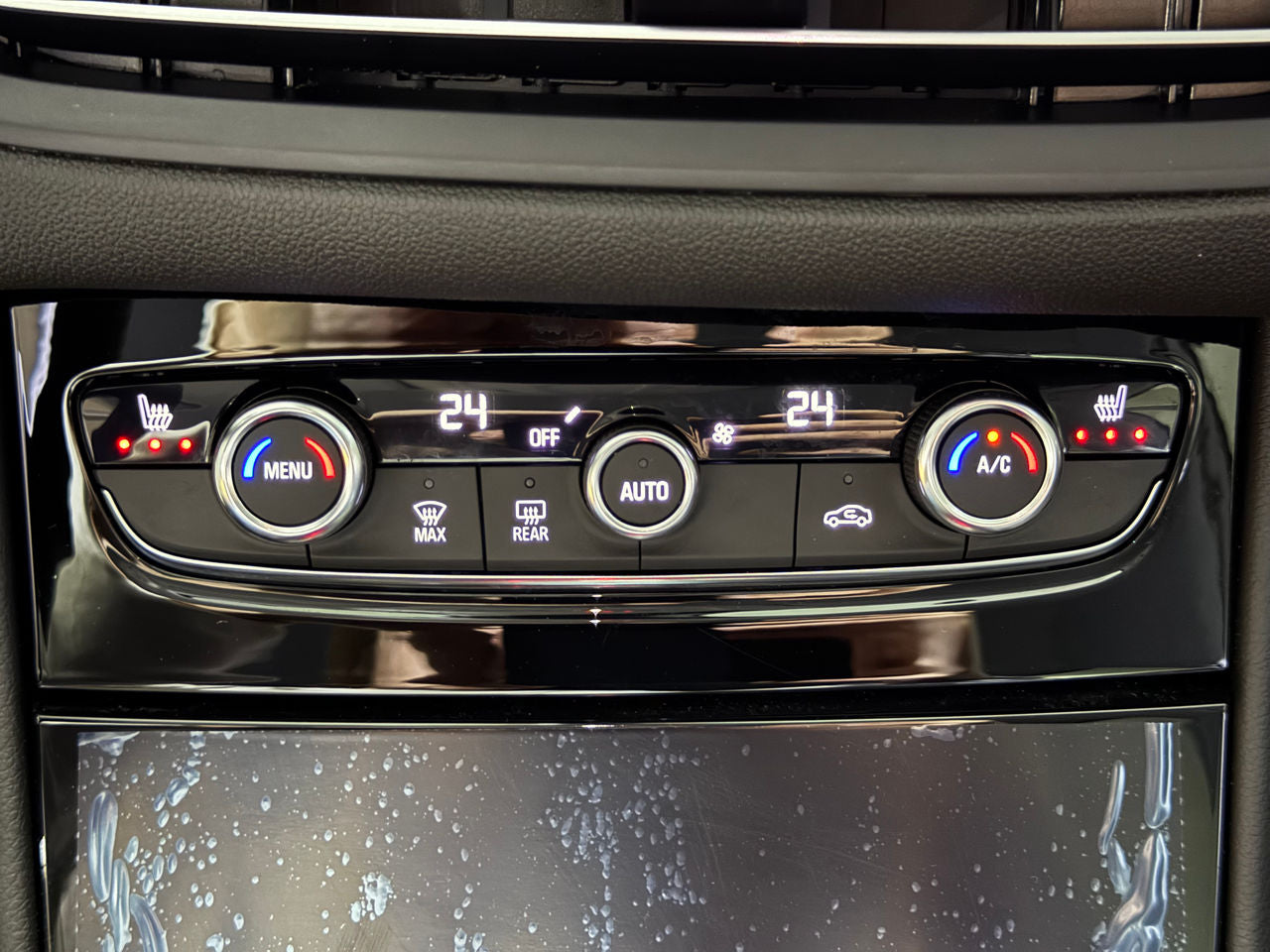 Opel Grandland X - W0VZ45GY8R6009050