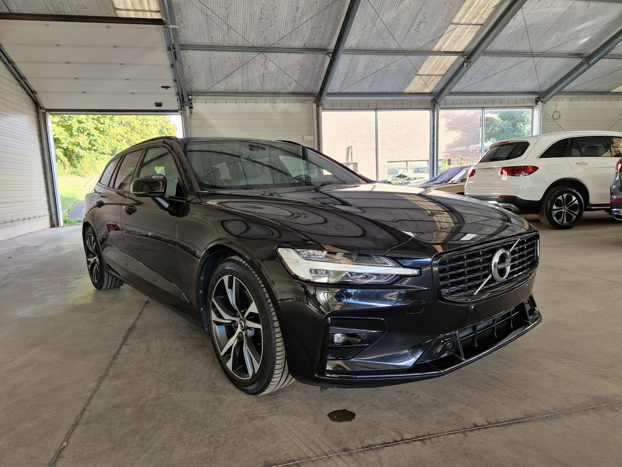 Volvo V60 B3 R-Design
