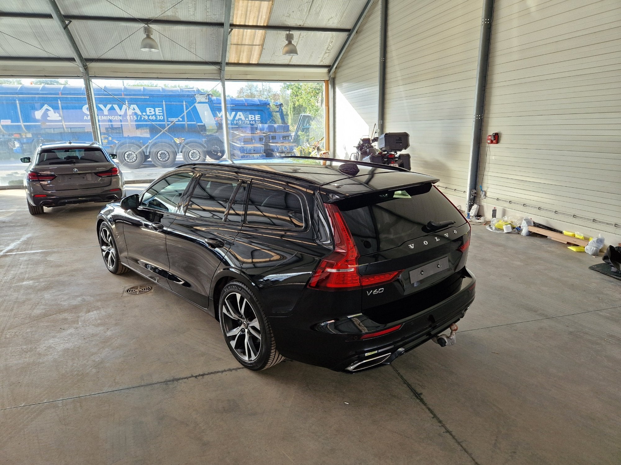 Volvo V60 B3 R-Design