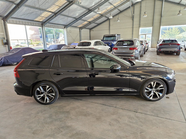 Volvo V60 B3 R-Design