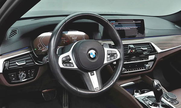 BMW G30
