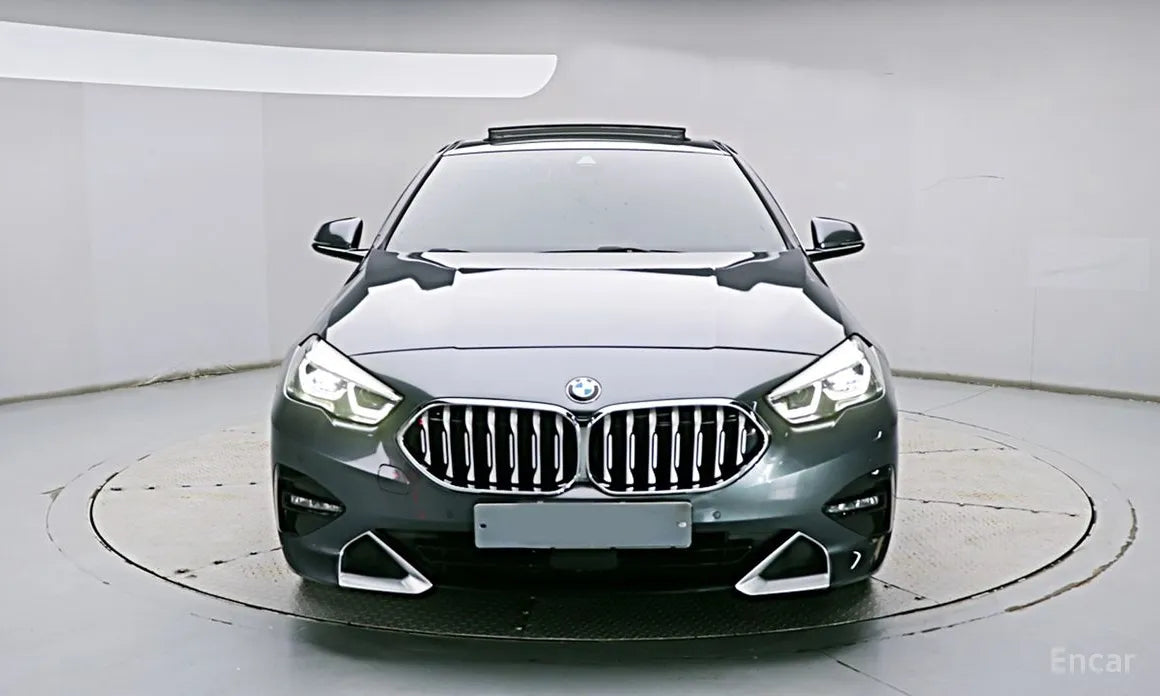 BMW F44