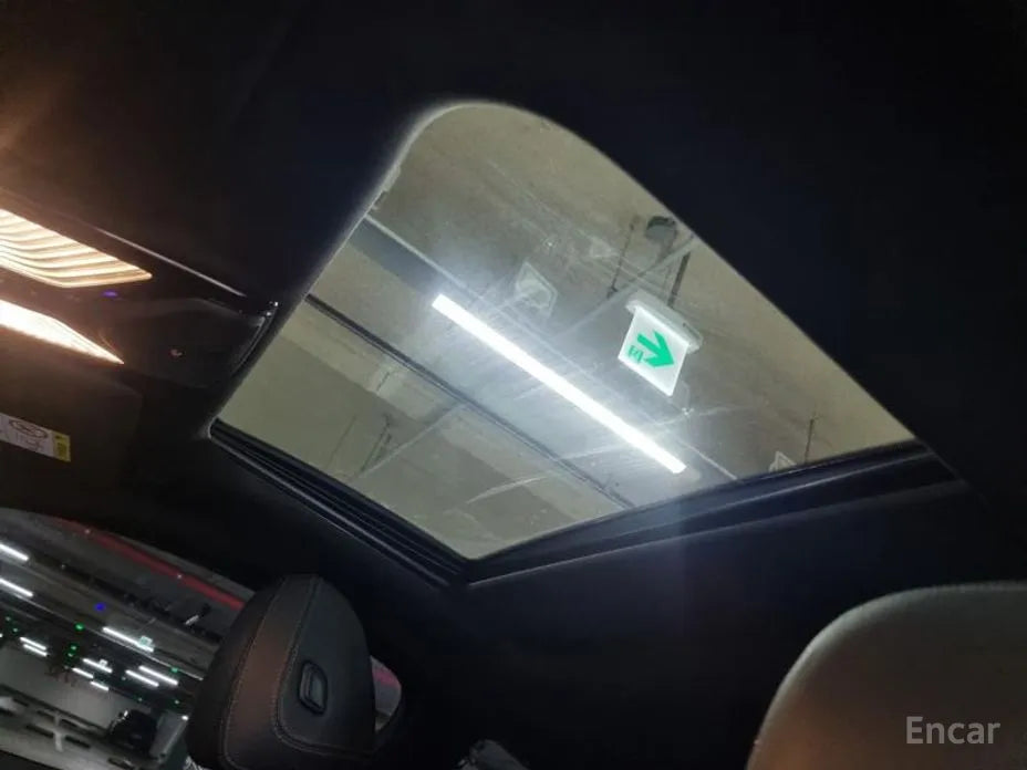 BMW G22
