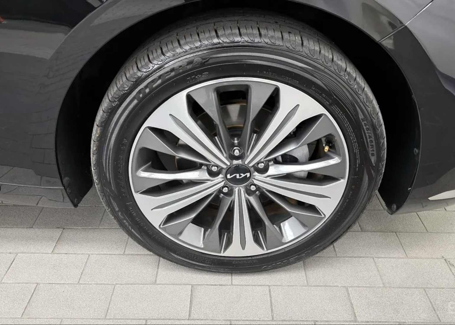 KIA K8