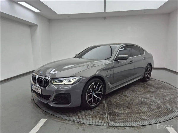 BMW 5 Series 530e