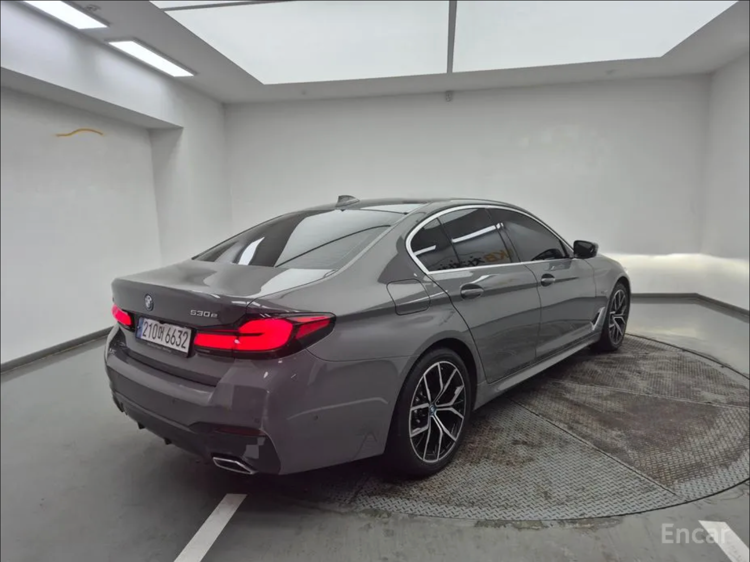 BMW 5 Series 530e
