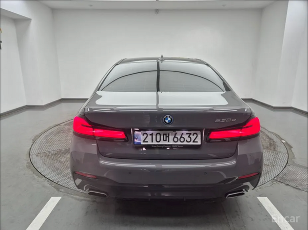 BMW 5 Series 530e