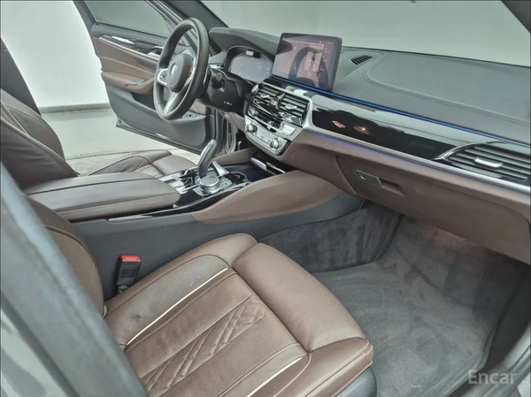 BMW 5 Series 530e