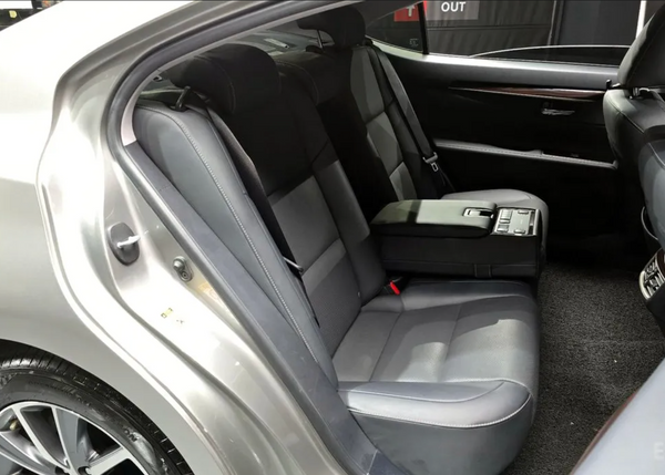 Lexus ES 300h