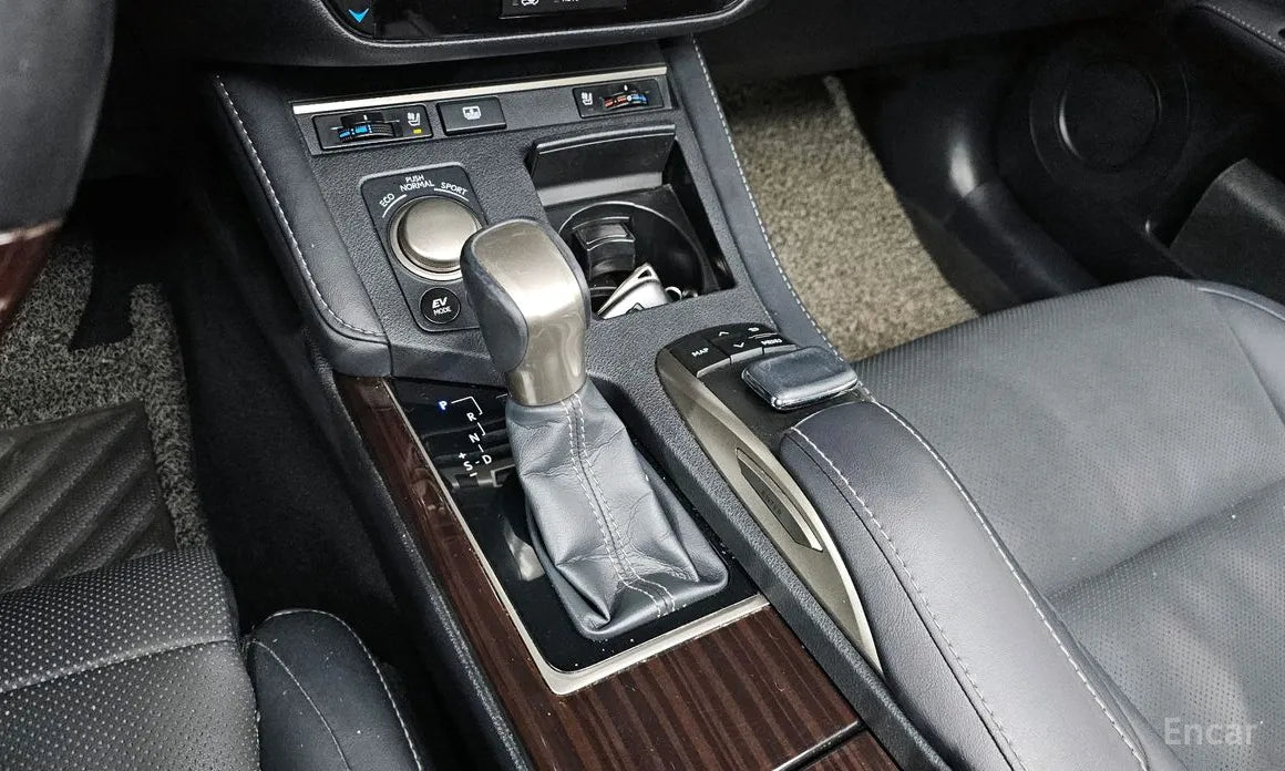 ES300h