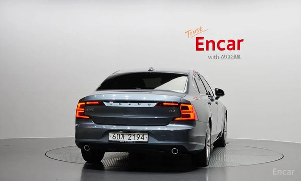 S90