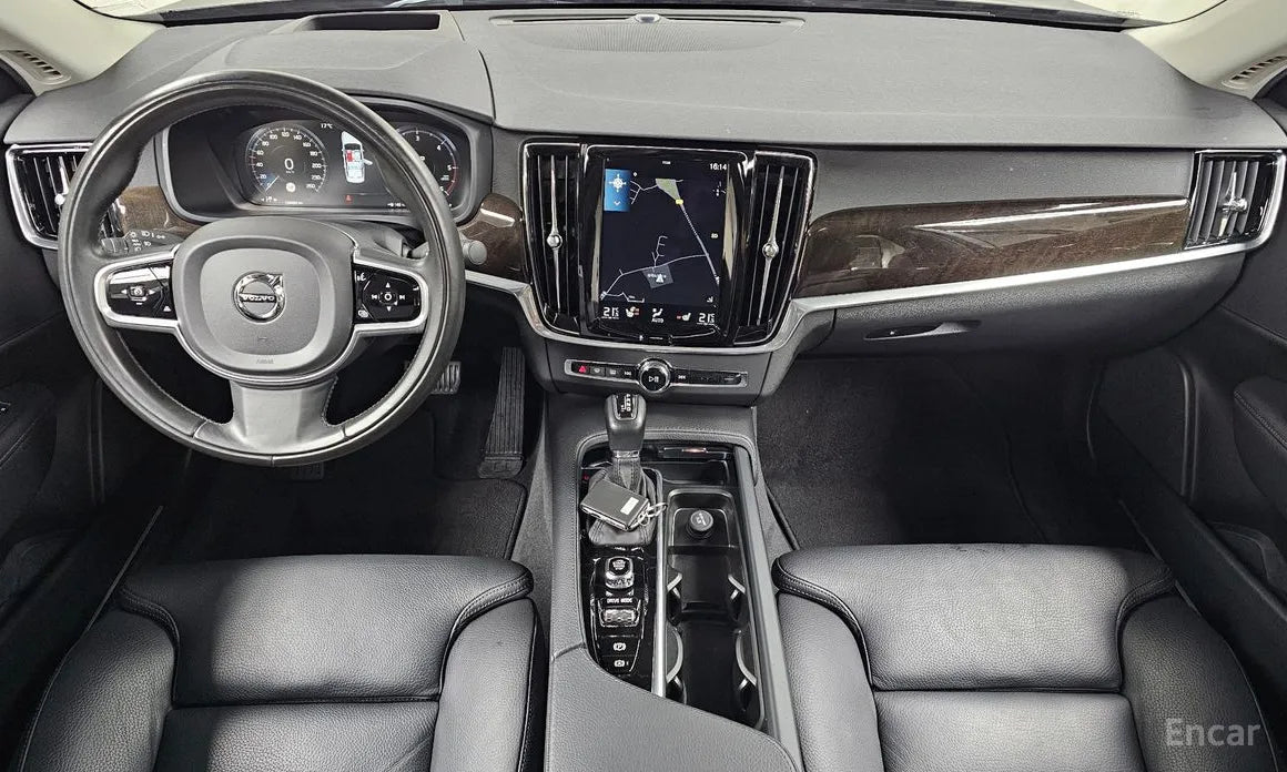 S90