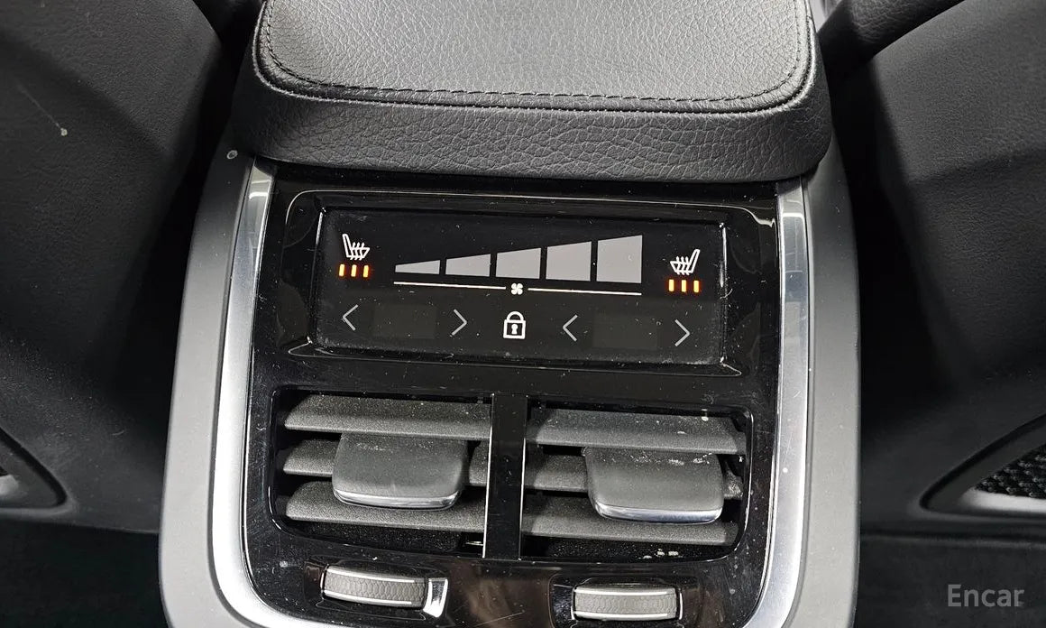 S90