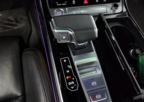 Audi A8L