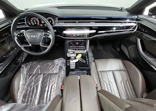 Audi A8L