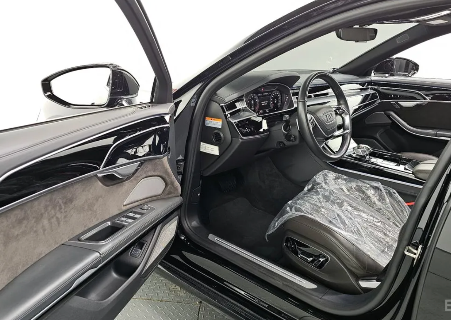 Audi A8L