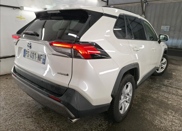 RAV 4