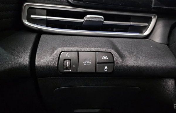 Hyundai Elantra Hybrid 2021