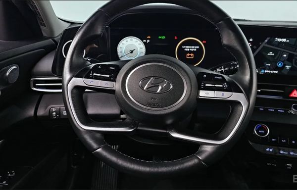 Hyundai Elantra Hybrid 2021