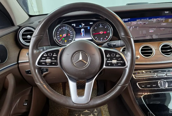 Mercedes E220d