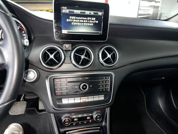 Mercedes GLA220