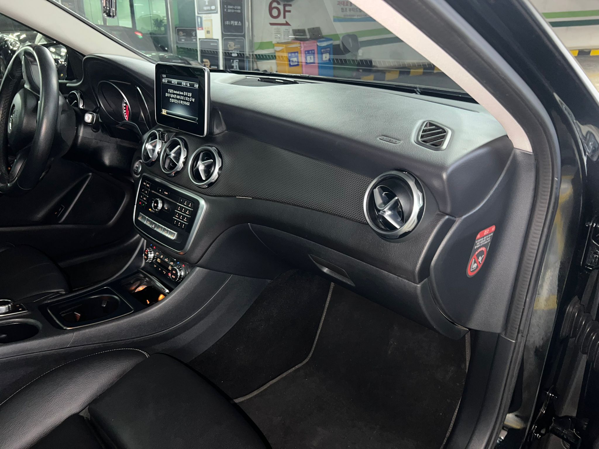 Mercedes GLA220
