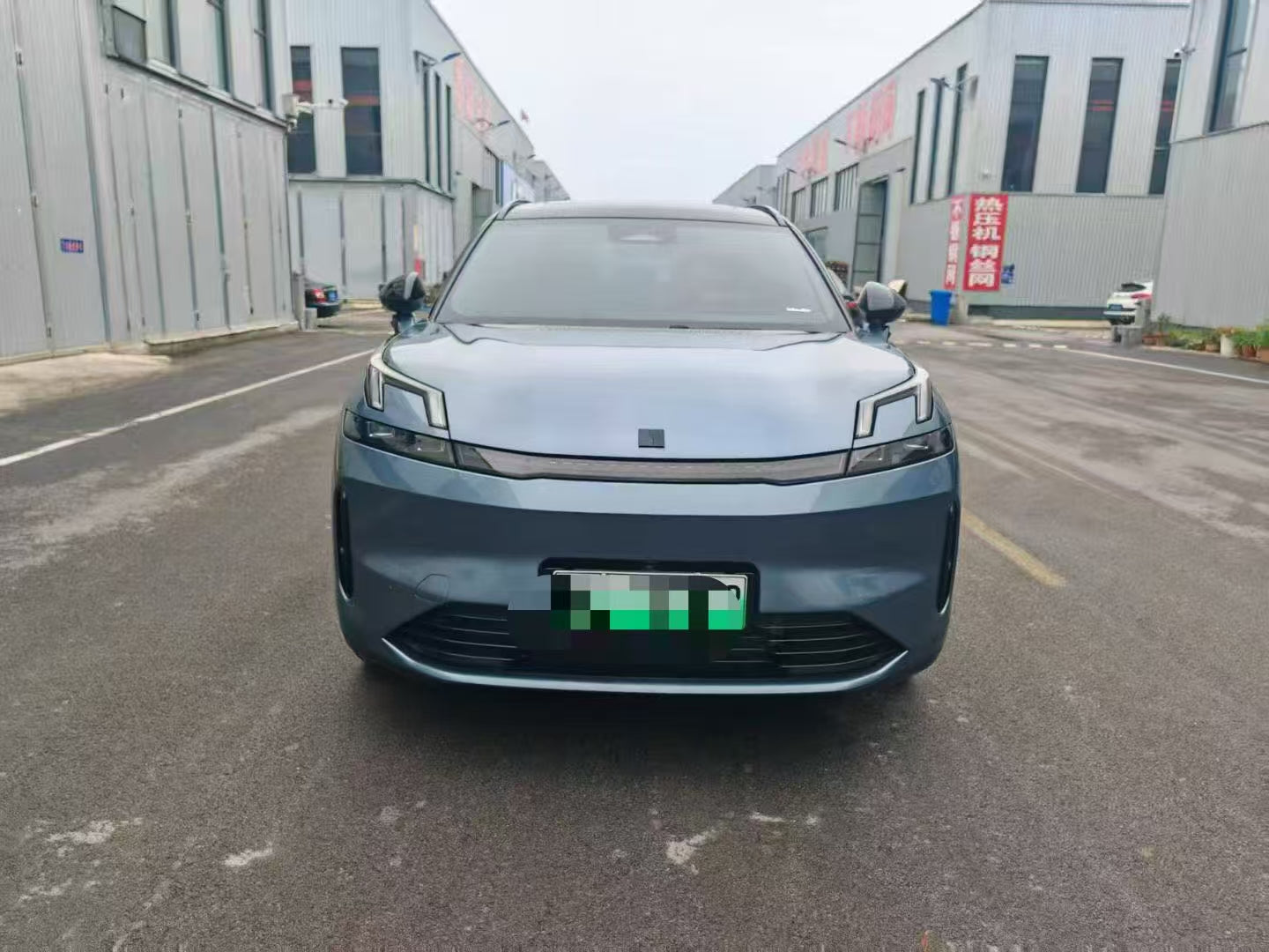 Link&co 08 EMP 220km 4wd