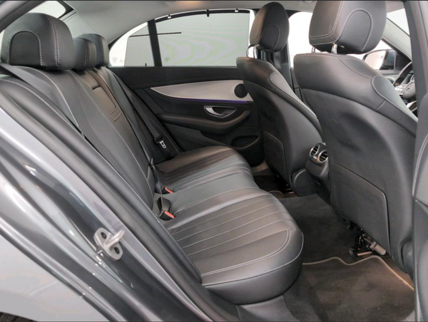 MERCEDES-BENZ E-Klasse 2.0 E 300 E