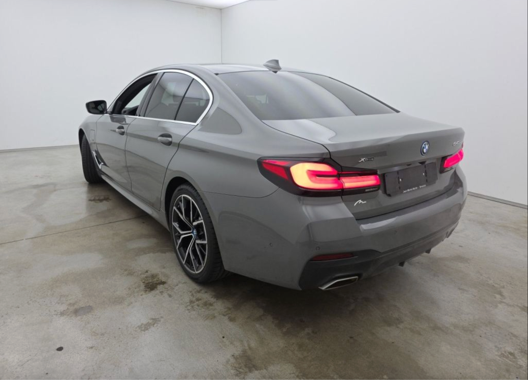 BMW 545e xDrive