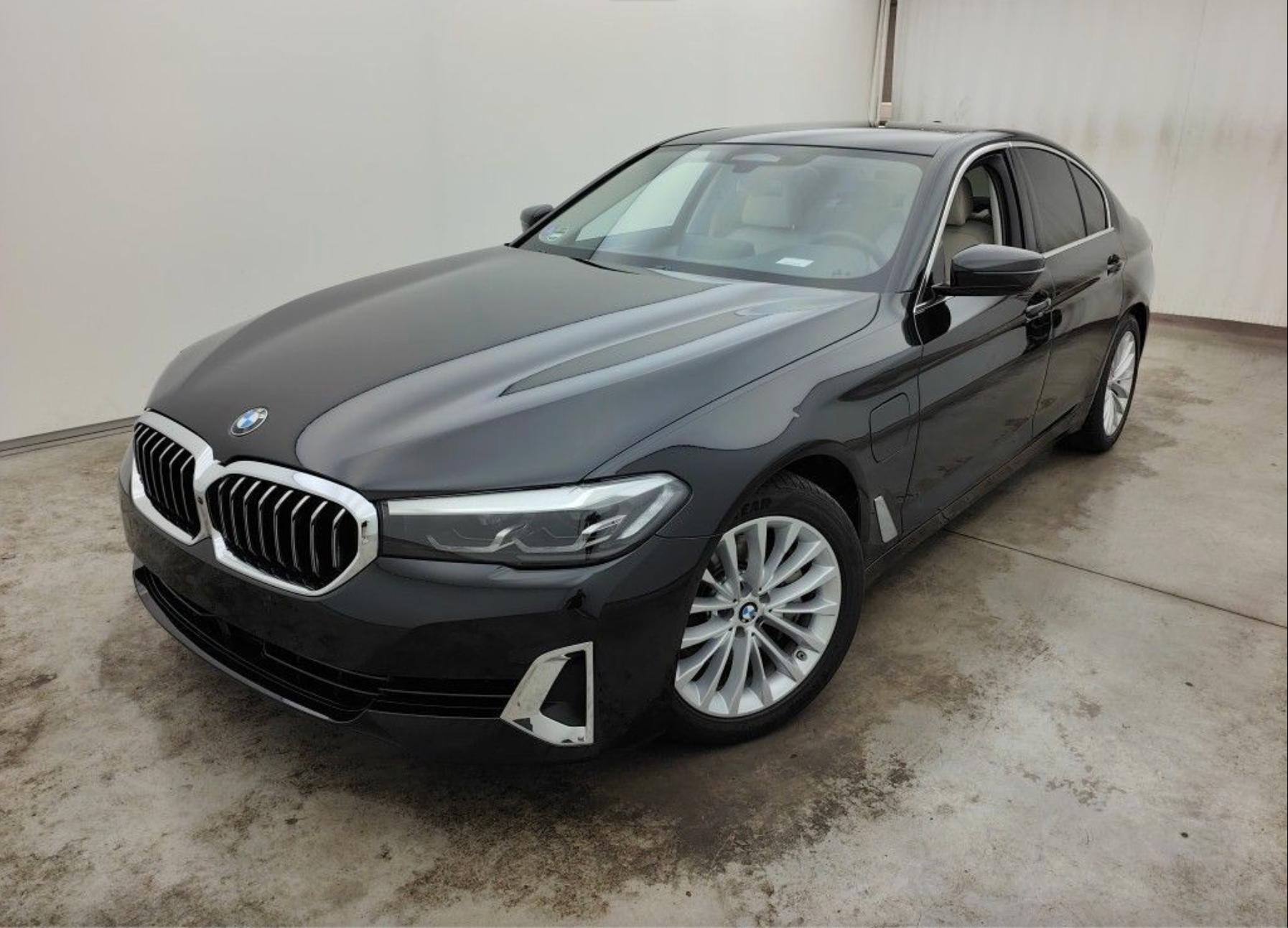 BMW 545e 2020