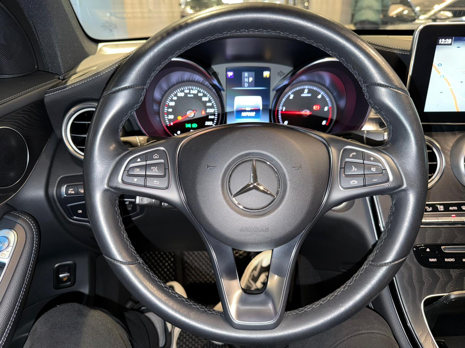 Mercedes GLC220d 4MATIC 2017