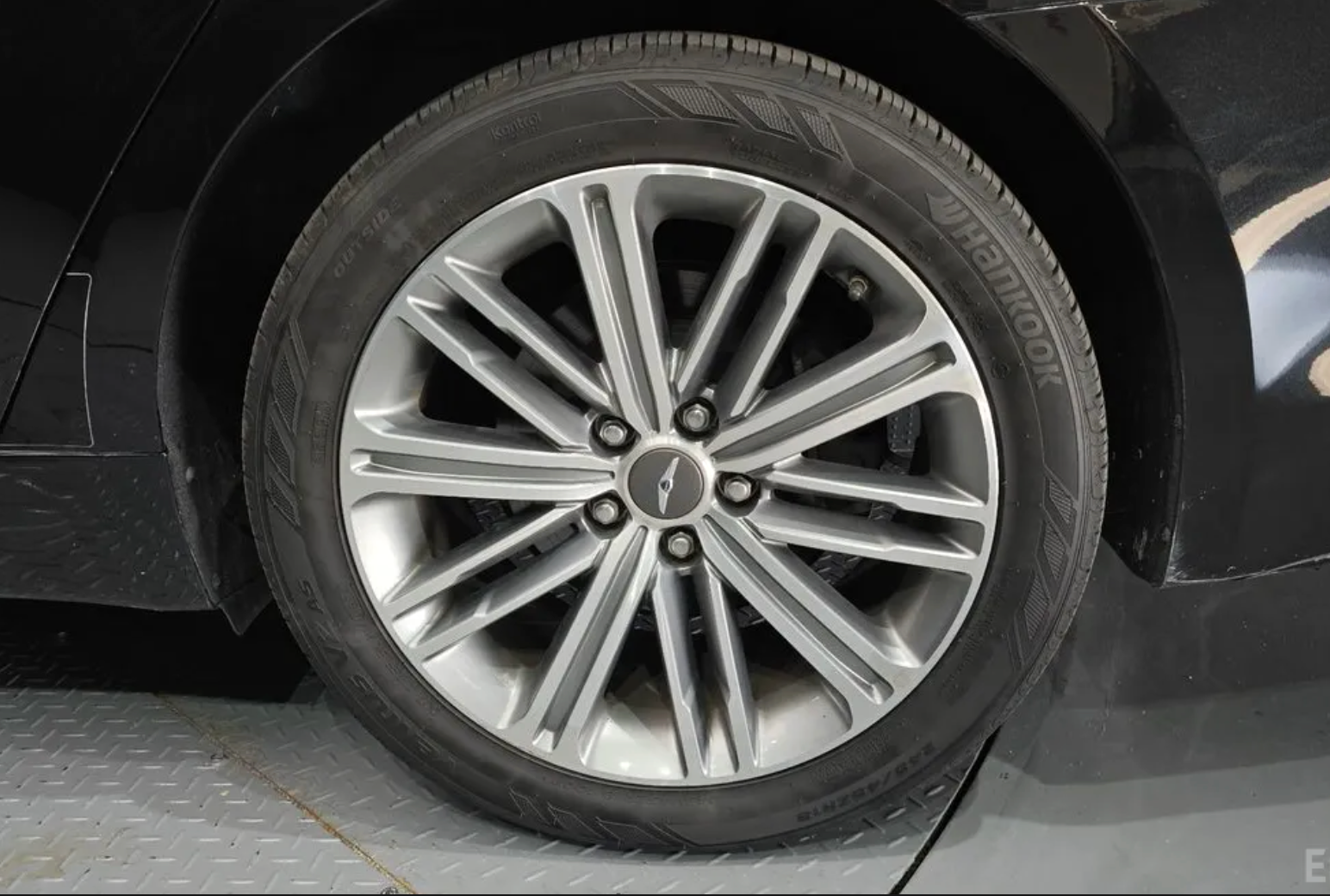 Genesis G80 2.2d 2019