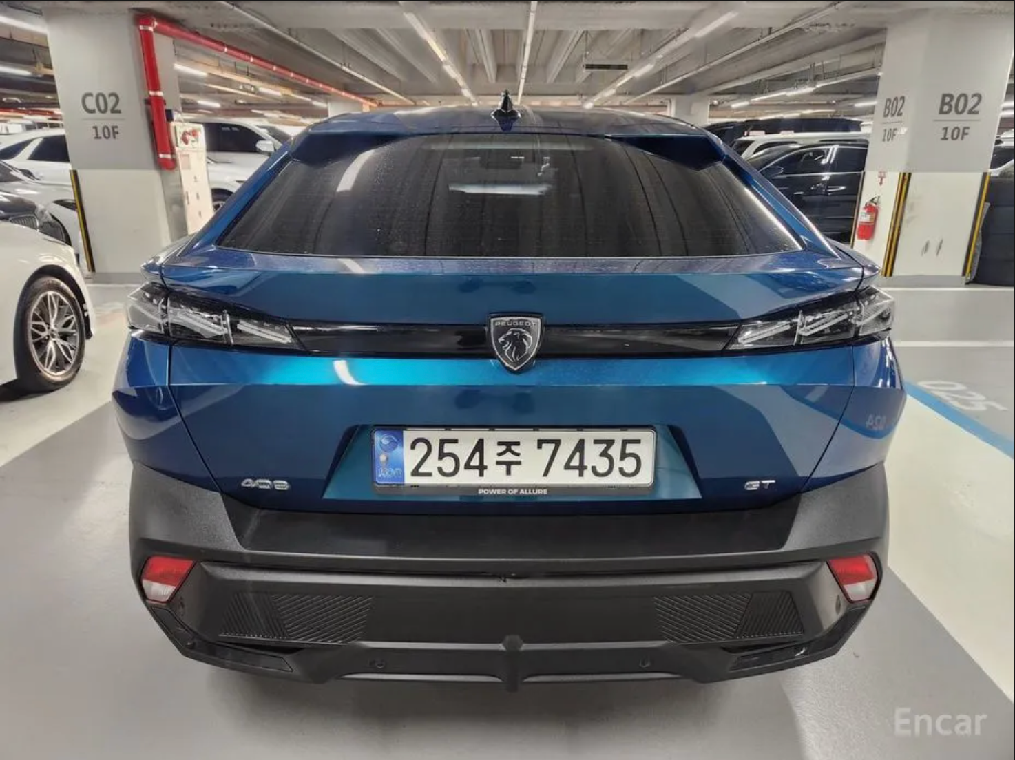 Peugeot 408