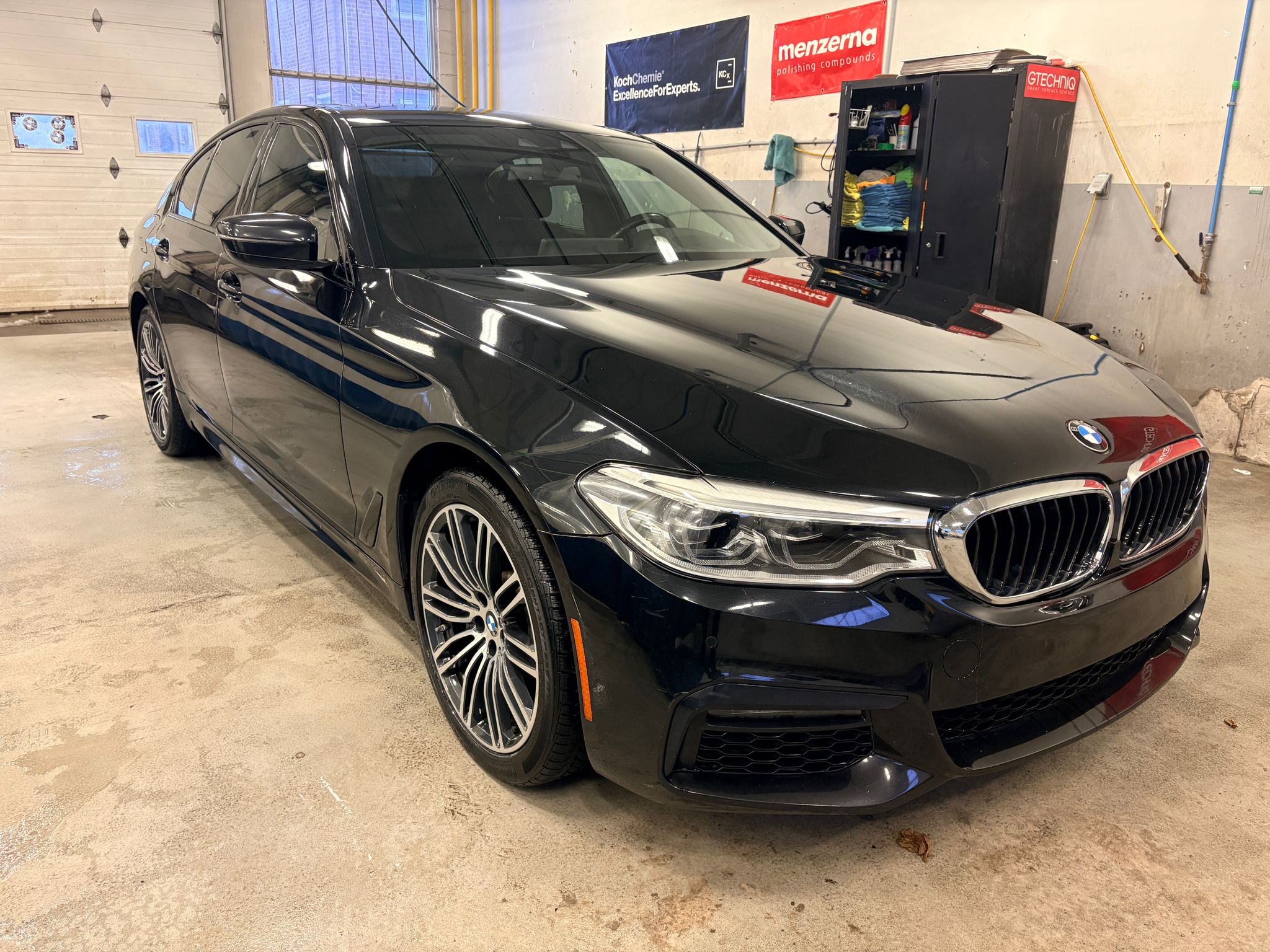 BMW 530E
