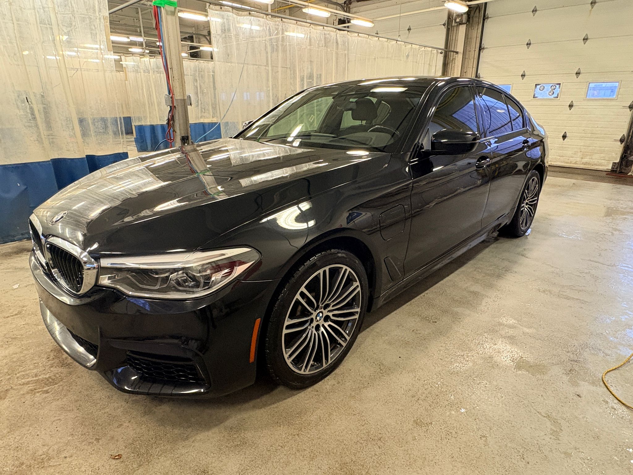 BMW 530E